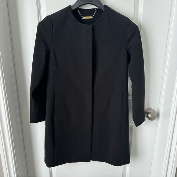 IMAN Platinum Luxe Couture City Collection Black Snap Front Coat - Picture 2 of 4